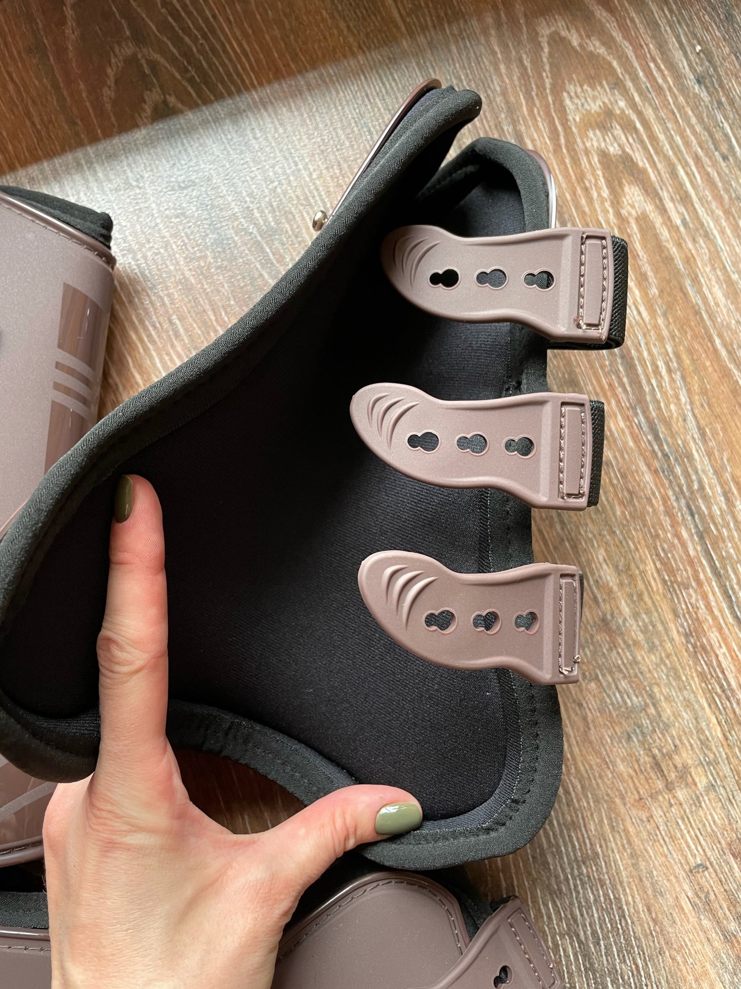 Horse Adjustable Hind Leg Boots