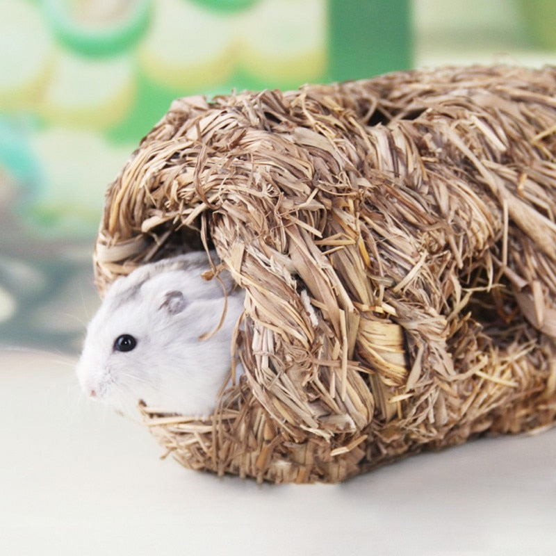 Hand-Weaved Grass Cottage Cage for Small Pet